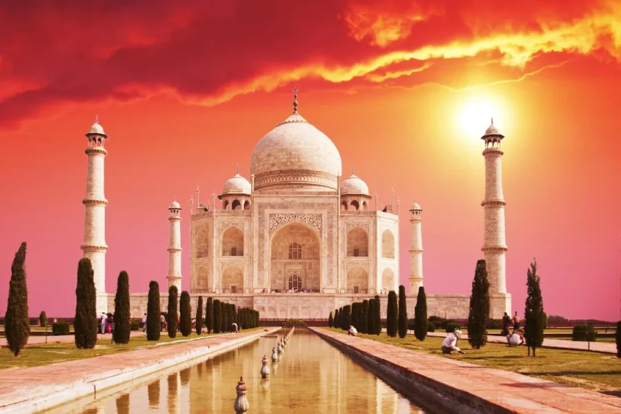 Same Day Sunrise Taj Mahal Tour by Car