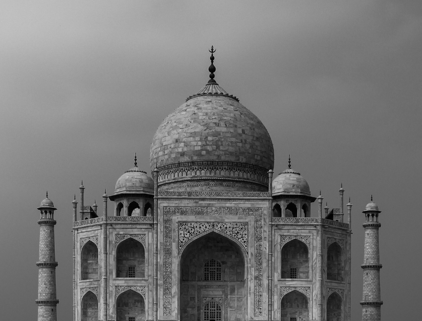 Is the Taj Mahal’s Nighttime Beauty Worth the Visit?