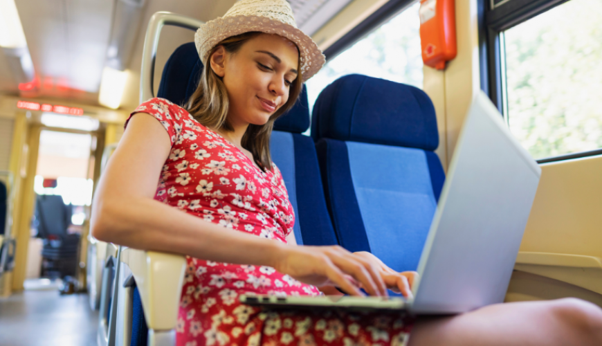 How to Stay Connected While Traveling in India: SIM Cards, Wi-Fi & Tips