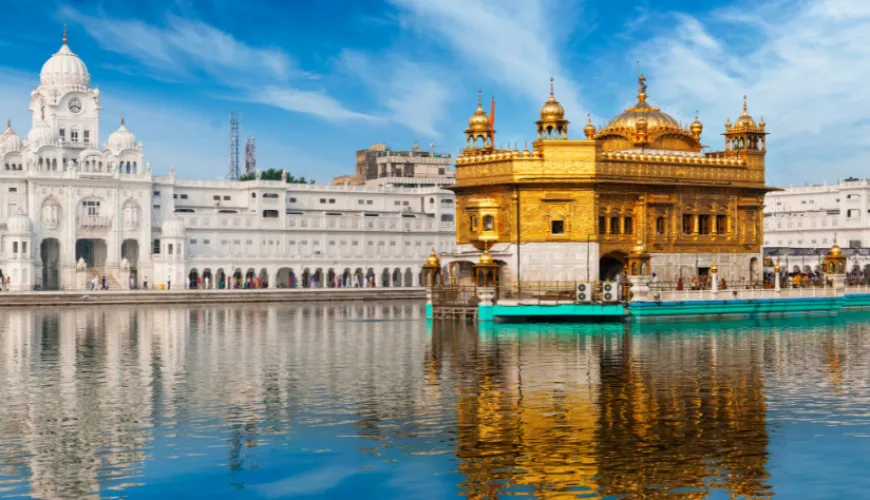 A Guide to India’s Spiritual Capitals: From Varanasi to Amritsar
