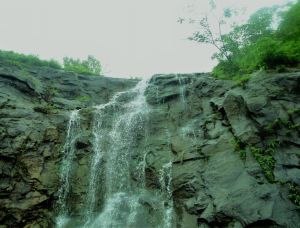 Visit Mahabaleshwar: Best Time to Enjoy Strawberries, Mountains & Lakes