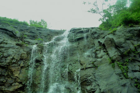 Visit Mahabaleshwar: Best Time to Enjoy Strawberries, Mountains & Lakes