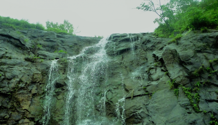 Visit Mahabaleshwar: Best Time to Enjoy Strawberries, Mountains & Lakes